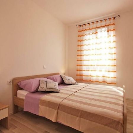 Appartamento Apartman Simona Fažana Esterno foto