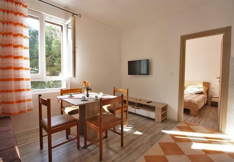 Appartamento Apartman Simona Fažana Esterno foto