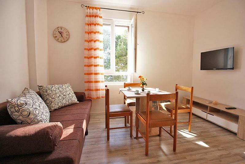 Appartamento Apartman Simona Fažana Esterno foto
